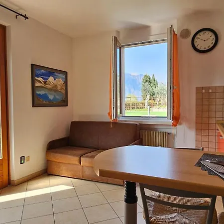 Casa Guarnati View Apartment Malcesine